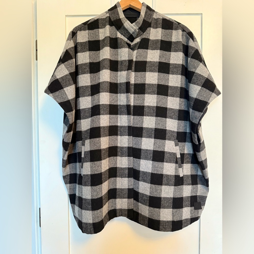 Eddie Bauer Black and Gray Buffalo Plaid Women’s Button Up Cape